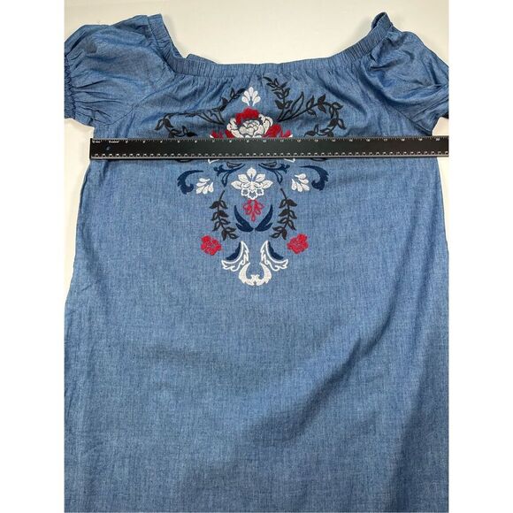 NEW Francescas Blue Rain Denim Floral Embroidered Off Shoulder Dress Size Medium - Picture 7 of 10